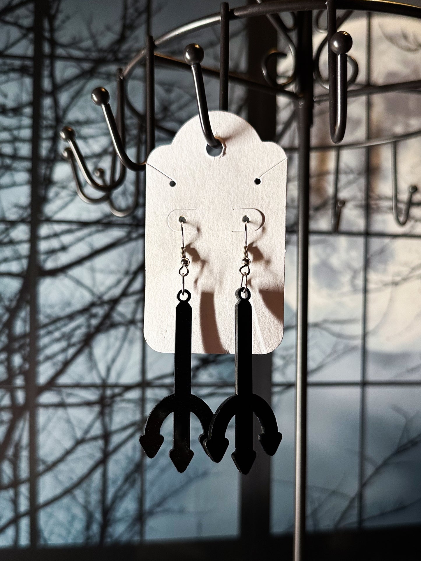 Pitchfork Acrylic Earrings, Black